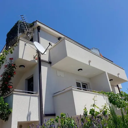 1234 Apartman Mimice