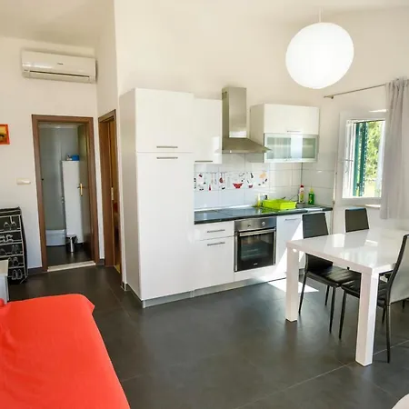 1234 Apartman Mimice