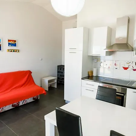 1234 Apartman