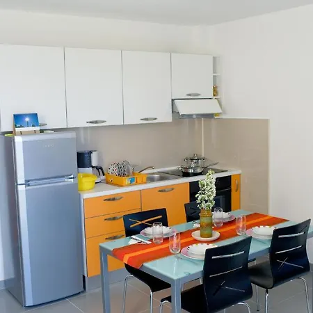 1234 Apartman *